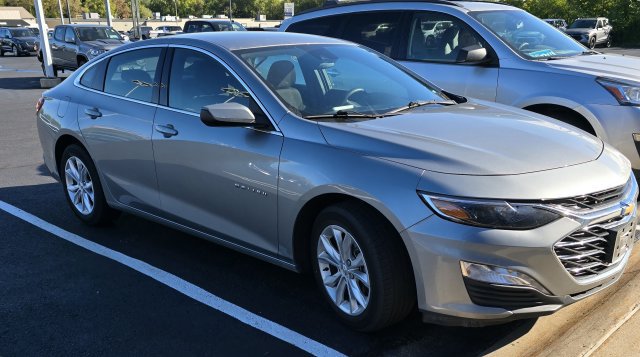 Used 2024 Chevrolet Malibu LT FWD image 3