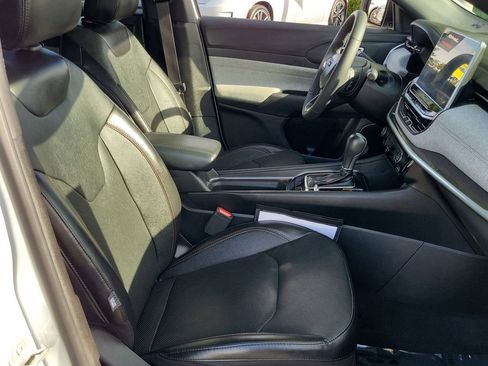 Certified 2023 Jeep Compass Latitude w/ Sun and Sound Group image 21