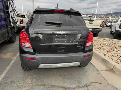 Used 2016 Chevrolet Trax LT w/ LT Convenience Package image 9