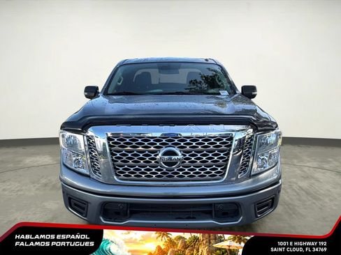 Used 2017 Nissan Titan SV RWD image 9