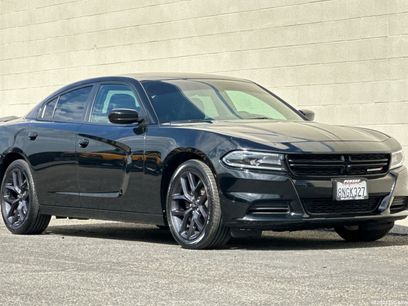 Used 2019 Dodge Charger SXT w/ Blacktop Package