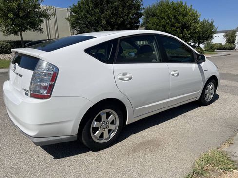 Used 2009 Toyota Prius FWD image 7