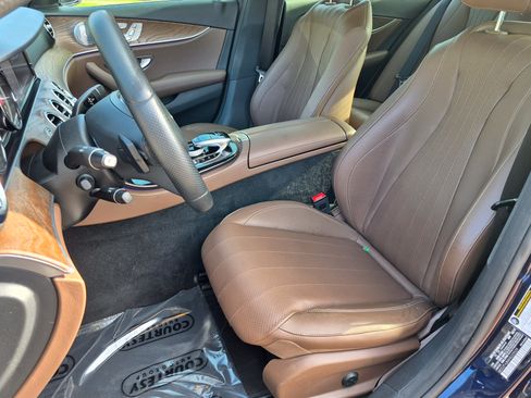 Used 2017 Mercedes-Benz E 300 image 23