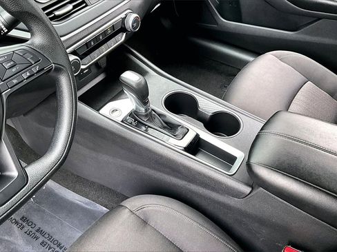 Certified 2024 Nissan Altima 2.5 S image 17