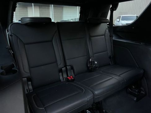 Used 2021 GMC Yukon Denali w/ Denali Premium Package image 34