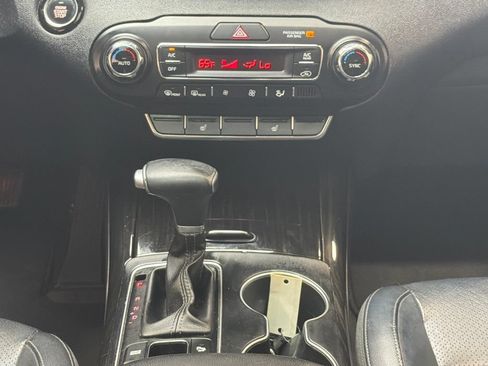 Used 2020 Kia Sorento EX FWD image 19
