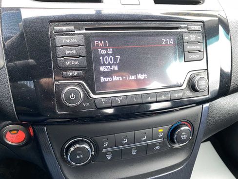 Used 2017 Nissan Sentra SR image 17