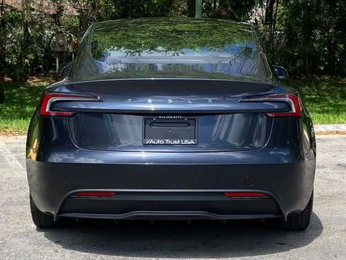 Used 2024 Tesla Model 3 Standard Range image 7