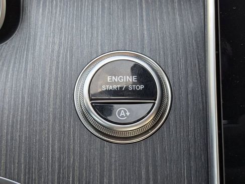 Used 2025 Mercedes-Benz C 300 C 300 image 29