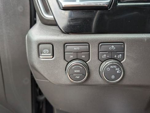 Certified 2023 Chevrolet Silverado 1500 LT w/ Protection Package AWD/4WD image 11