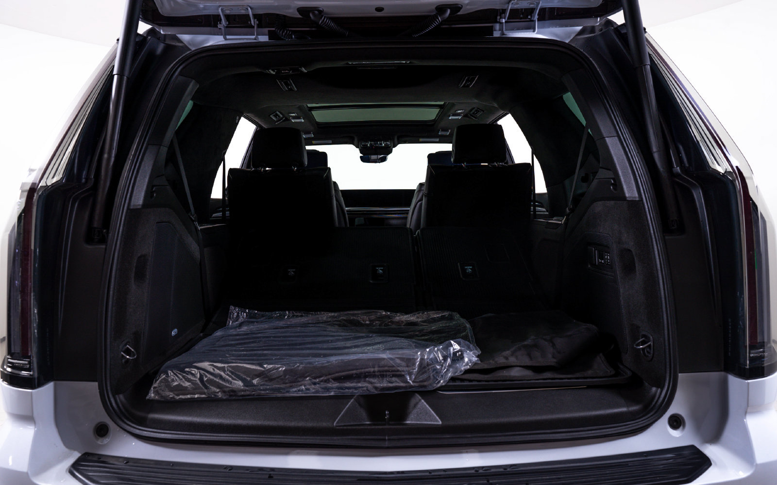 Used 2026 Cadillac Escalade V w/ LPO, Floor Liner Package AWD/4WD image 23