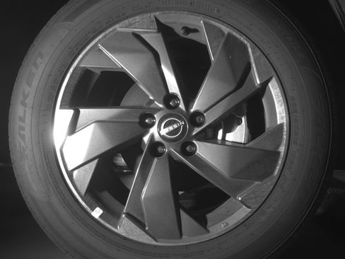 Used 2025 Nissan Rogue SV image 13