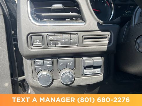 Used 2021 Chevrolet Tahoe Z71 w/ Z71 Signature Package AWD/4WD image 29