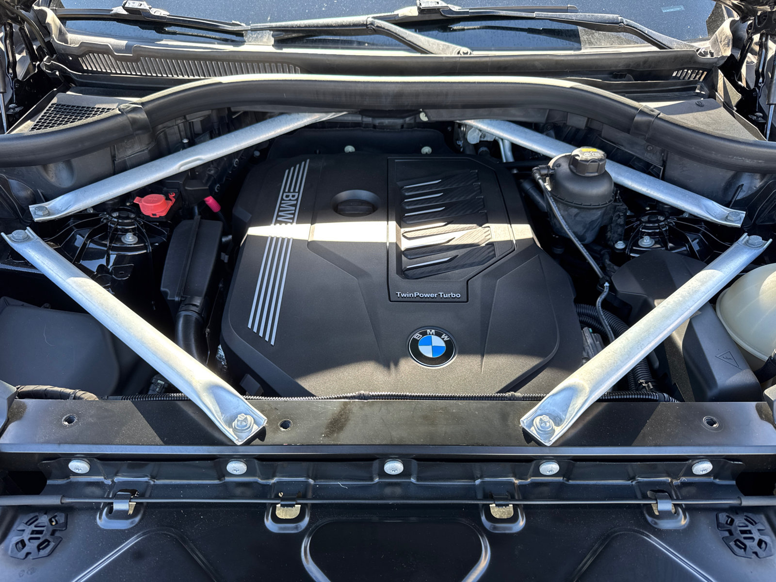 Used 2019 BMW X5 xDrive40i w/ Executive Package AWD/4WD image 5