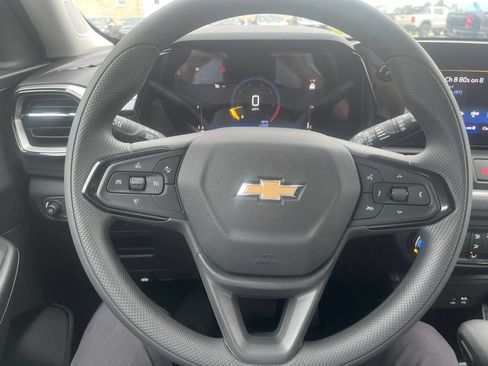 New 2026 Chevrolet TrailBlazer LS w/ LS Convenience Package AWD/4WD image 17