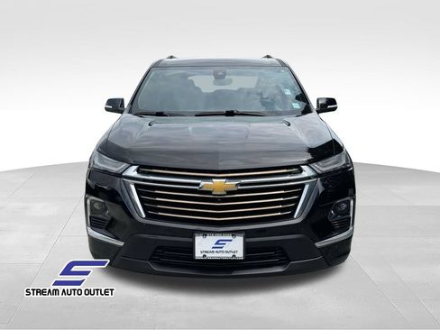 Used 2023 Chevrolet Traverse High Country AWD/4WD image 2