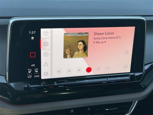 Used 2025 Volkswagen Atlas Cross Sport SEL R-Line image 10