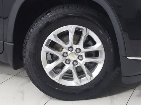 Used 2019 Chevrolet Traverse LT w/ LPO, Floor Liner Package AWD/4WD image 15