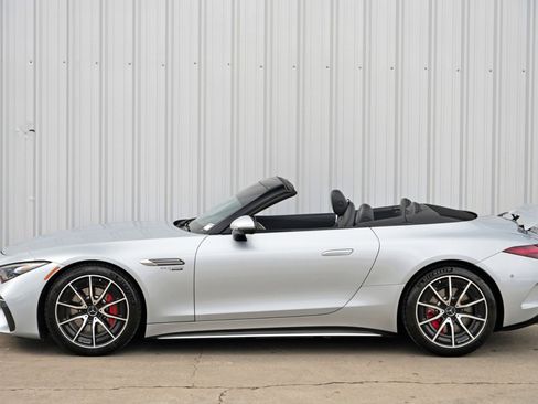 Used 2022 Mercedes-Benz SL 55 AMG 4MATIC w/ Driver Assistance Package image 63