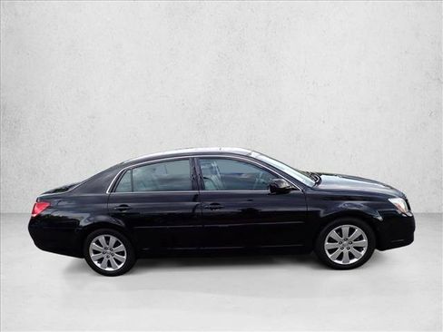 Used 2006 Toyota Avalon XLS FWD image 5