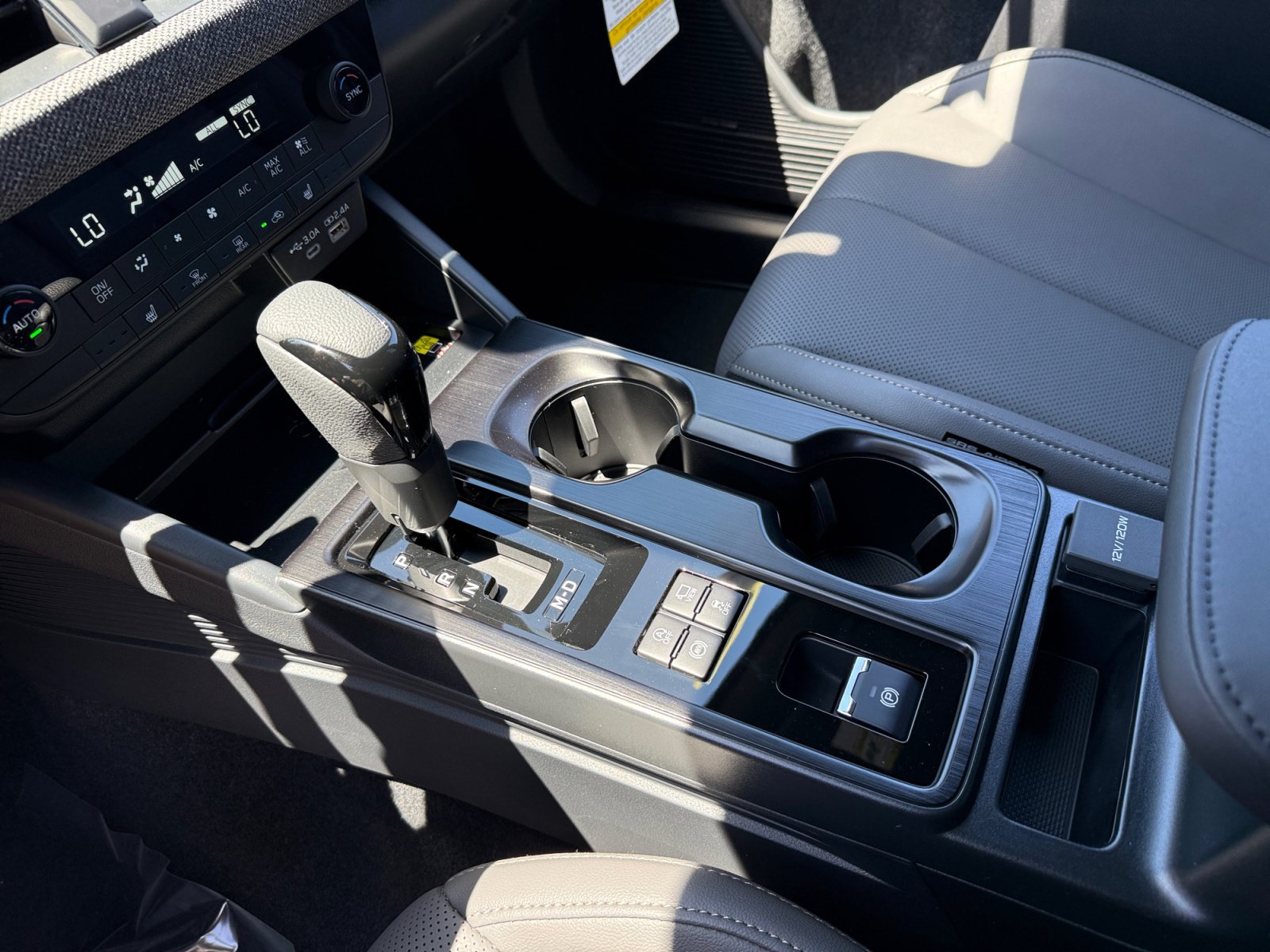 New 2026 Subaru Outback Limited XT AWD/4WD image 13