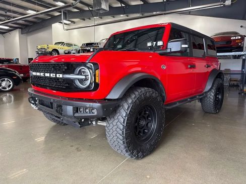 Used 2023 Ford Bronco Wildtrak AWD/4WD image 30