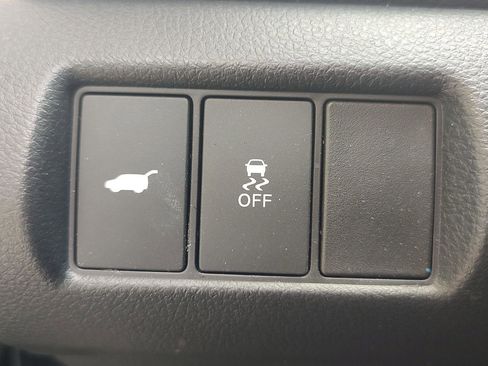 Used 2025 Honda Pilot Touring image 19