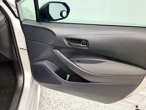 Used 2023 Toyota Corolla LE image 25