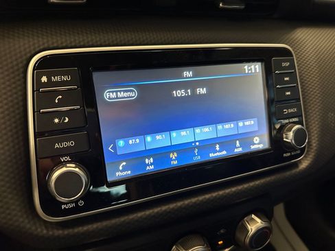 Used 2022 Nissan Kicks S FWD image 13