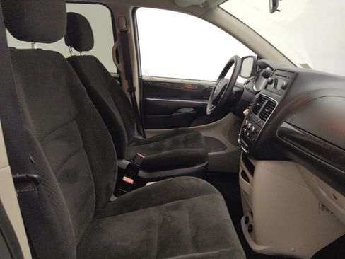 Used 2016 Dodge Grand Caravan SE w/ Quick Order Package 29E SE FWD image 21