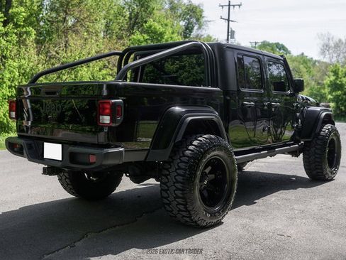 Used 2021 Jeep Gladiator Sport AWD/4WD image 6