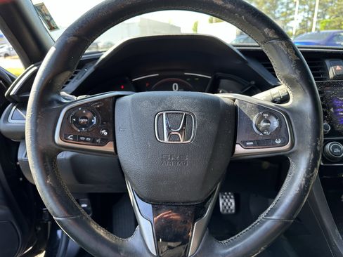 Used 2020 Honda Civic Sport image 6