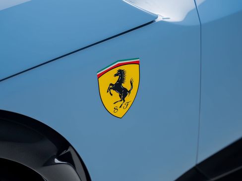 Used 2024 Ferrari Purosangue image 29