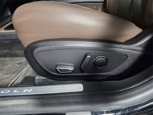 Used 2016 Lincoln MKZ AWD w/ Equipment Group 200A Select image 16