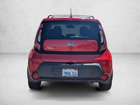 Used 2015 Kia Soul + FWD image 7