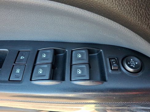 Used 2019 Chevrolet Colorado Z71 image 25