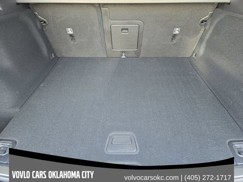 Used 2026 Volvo XC60 B5 Plus w/ Protection Package Premier AWD/4WD image 32