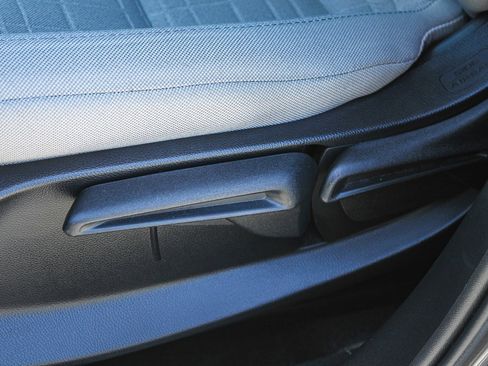 Certified 2025 Honda HR-V LX image 23