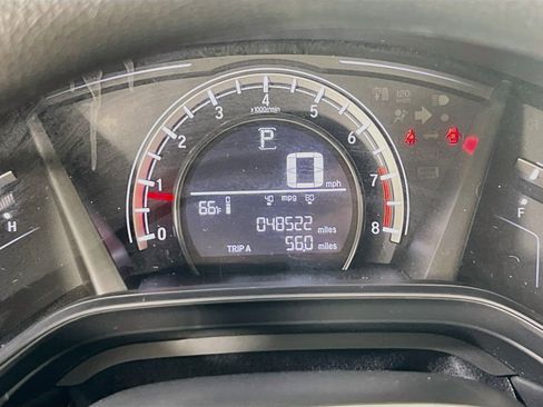 Used 2017 Honda CR-V LX image 12