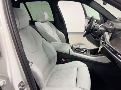 Used 2026 BMW X5 sDrive40i w/ Premium Package RWD image 31