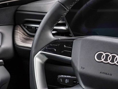 New 2025 Audi Q5 Premium Plus image 16