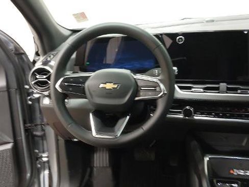 New 2026 Chevrolet Equinox LT w/ Convenience Package II image 26