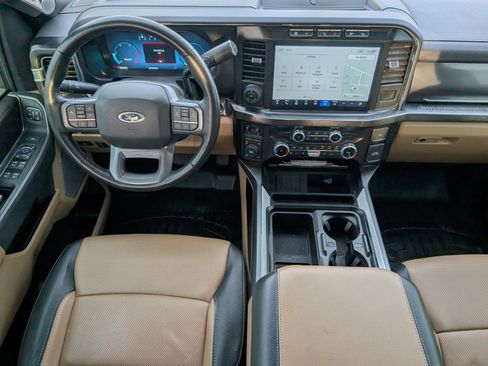 Used 2023 Ford F250 Lariat w/ Lariat Ultimate Package image 6