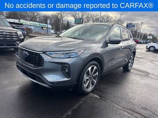 Used 2025 Ford Escape Platinum w/ Premium Technology Package video 2