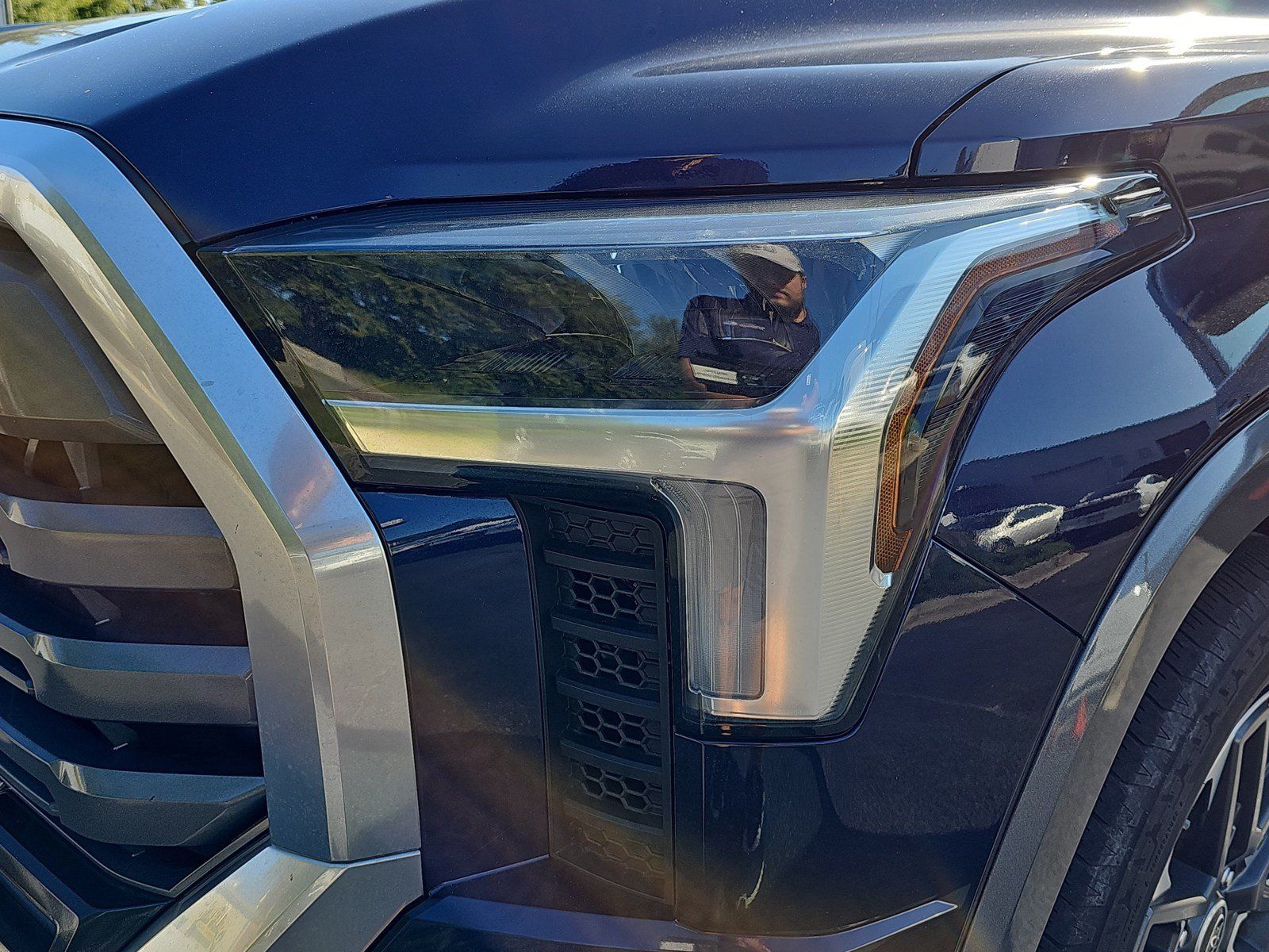 Used 2023 Toyota Tundra Limited w/ Power Package RWD image 33