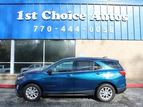 Used 2020 Chevrolet Equinox LT w/ LPO, Floor Liner Package image 9