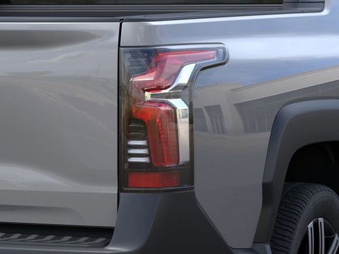 New 2026 Chevrolet Silverado EV LT AWD/4WD image 19