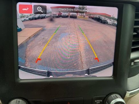 Used 2022 RAM 1500 Laramie AWD/4WD image 18