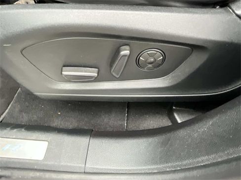 Used 2021 Ford Explorer Platinum w/ Equipment Group 601A image 31