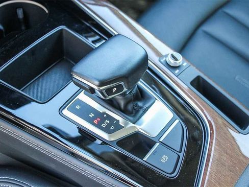 Used 2022 Audi A4 2.0T Premium Plus w/ Premium Plus Package image 19